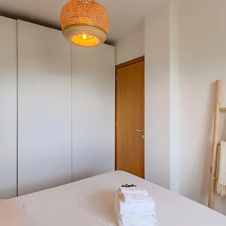 San Vincenzo-1 By Interhome * Gera Lario